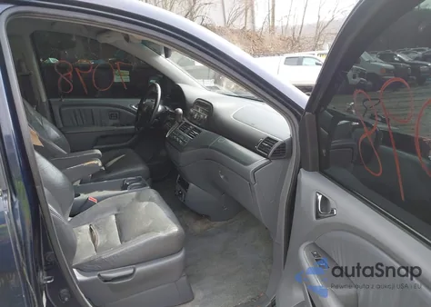 2006 Honda Odyssey Touring z USA, uszkodzony, nr VIN 5FNRL38816B067243